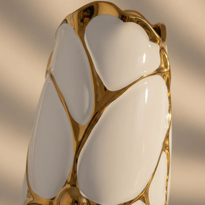 Sculptural Ceramic Vase Set – White & Gold (Set of 2)