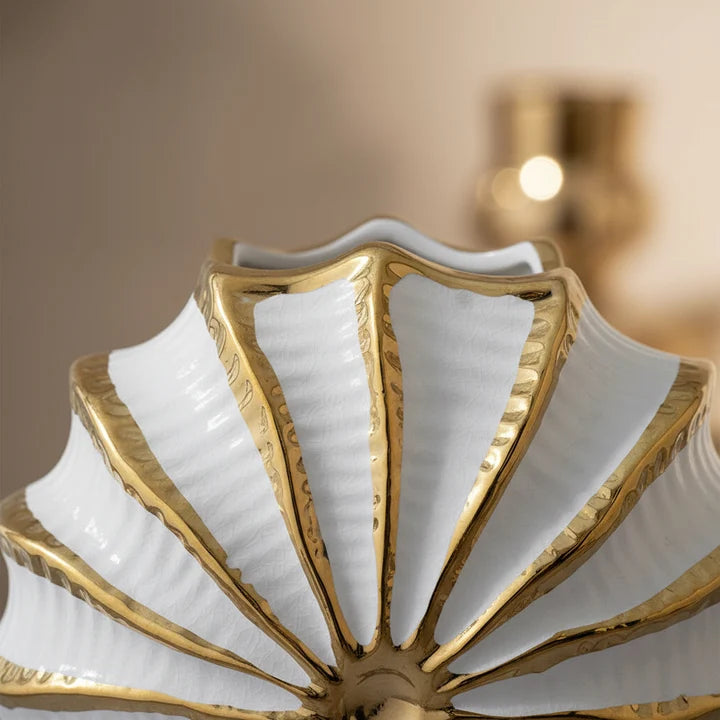 Shell Luxe Ceramic Vase Set